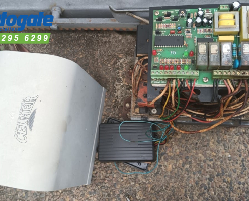 Baiki Autogate Kilang Puchong