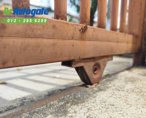 Replace Auto Gate Roller Semenyih