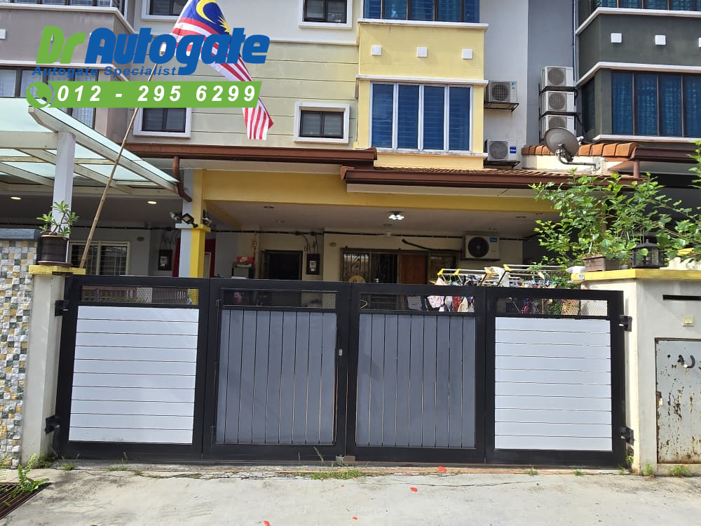 Folding Auto Gate Wheel Damaged Cheras