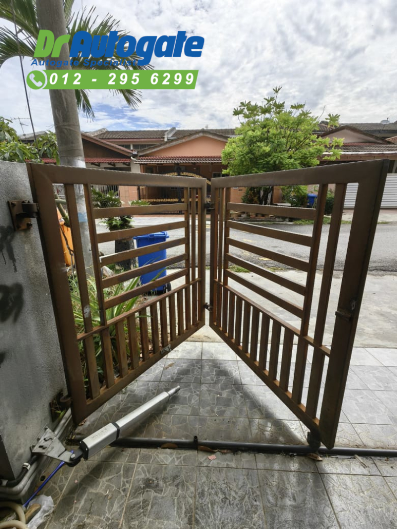 Millie's Arm Autogate Rosak Kajang