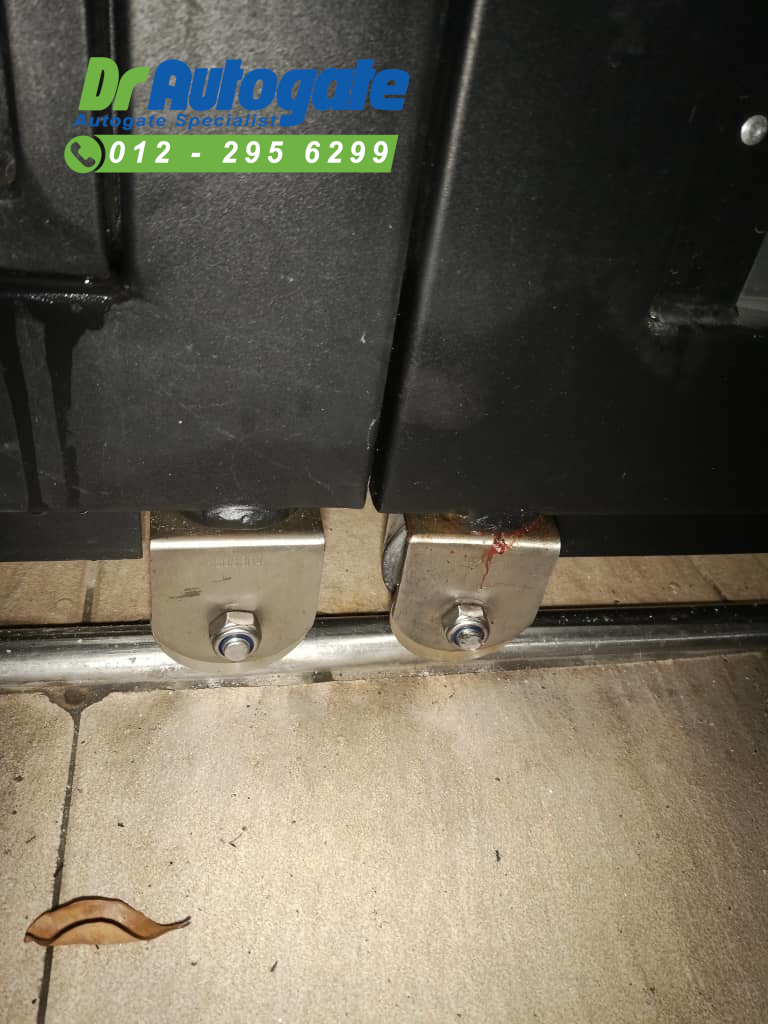 Auto Gate Roller Repair Ampang