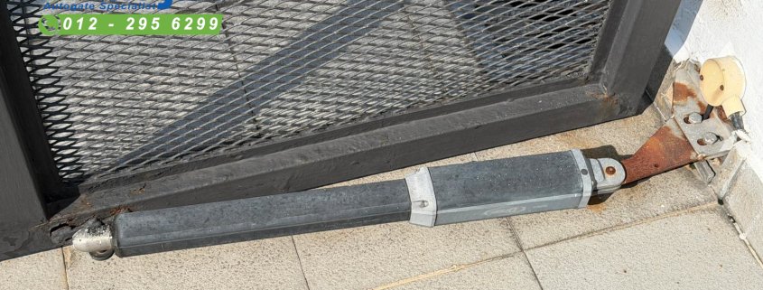 Servicwe Welding Arm Autogate Bracket Cheras