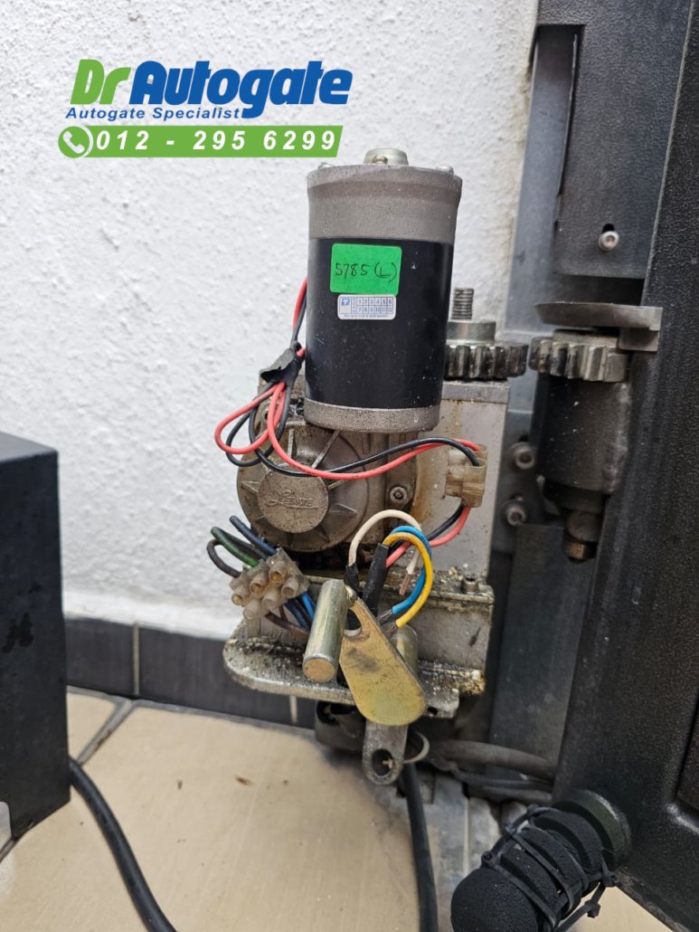 Install New Tronica Arm Autogate Ampang
