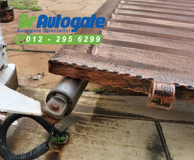 Repair Gate Fall